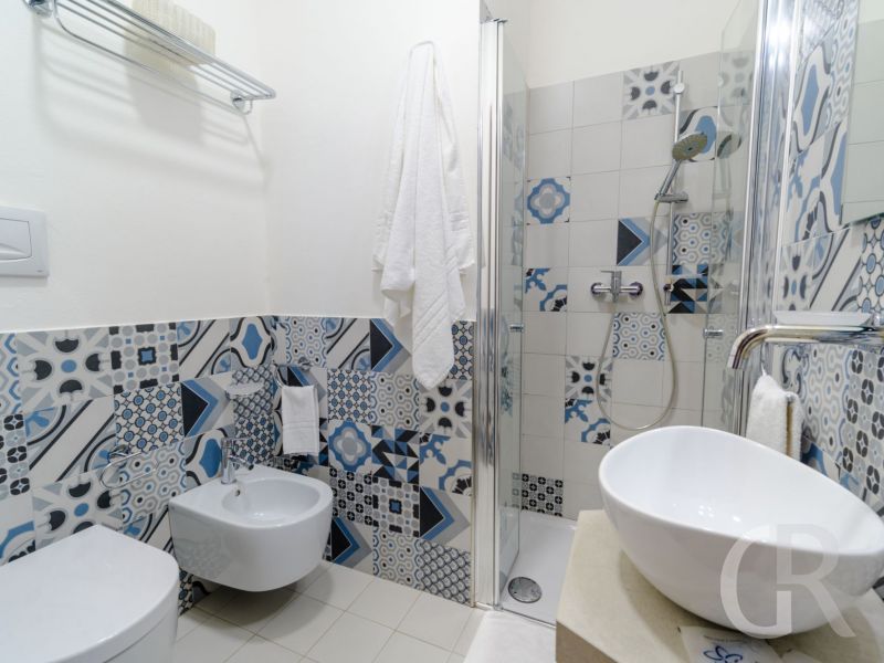 villa-amelia-badezimmer.jpg