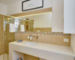 villa-ibla-badezimmer.jpg