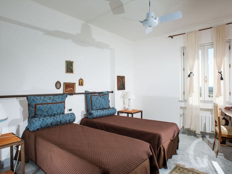 villa-corte-del-sol-schlafzimmer-mit-einzelbetten.jpg