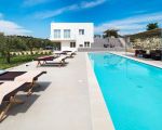villa-contrada-langer-pool.jpg